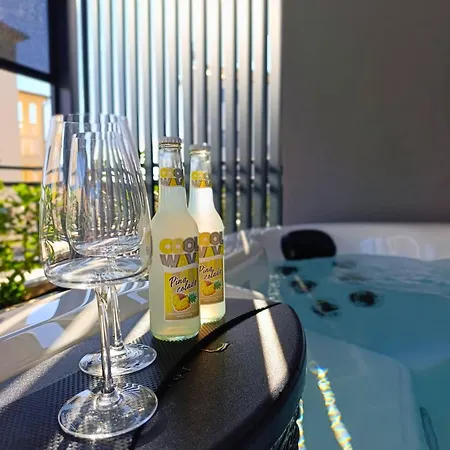 Lejlighed Bijelic Luxury With Jacuzzi Okrug Gornji