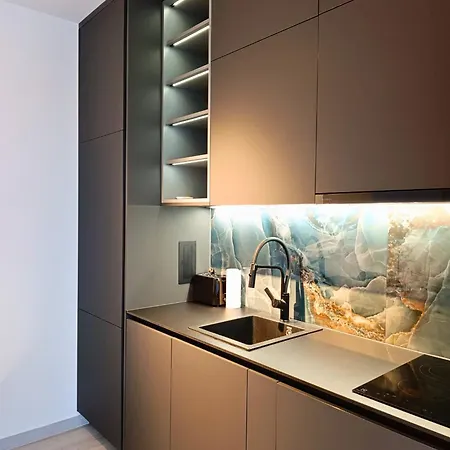 Bijelic Luxury With Jacuzzi * Okrug Gornji