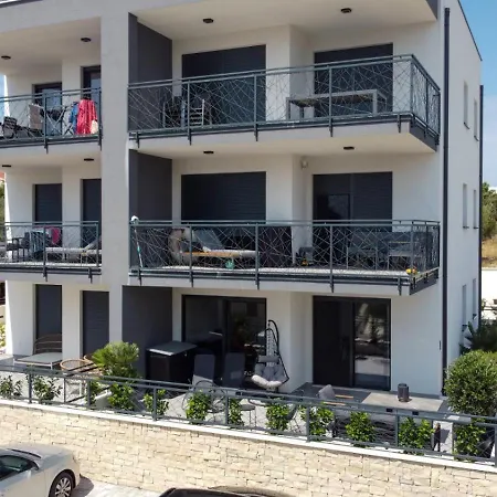 Bijelic Luxury With Jacuzzi Lejlighed *