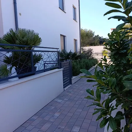 Lejlighed Bijelic Luxury With Jacuzzi Okrug Gornji