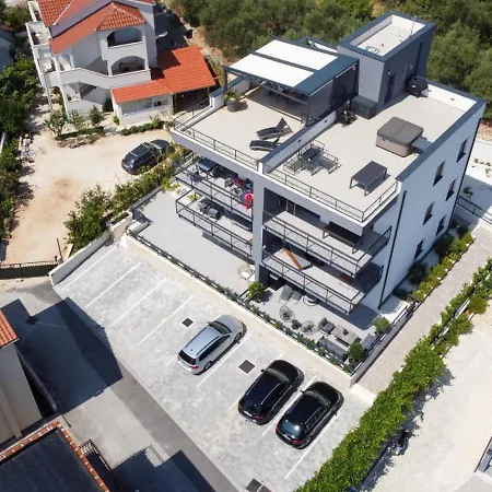 Bijelic Luxury With Jacuzzi Lejlighed Okrug Gornji