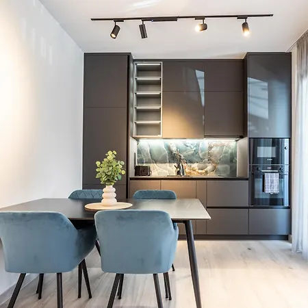 Bijelic Luxury With Jacuzzi Apartamento *