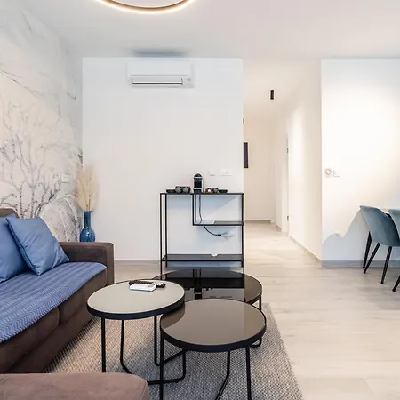 Bijelic Luxury With Jacuzzi *