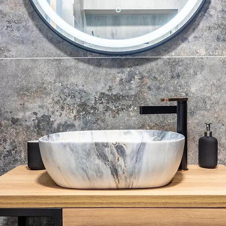 Bijelic Luxury With Jacuzzi *