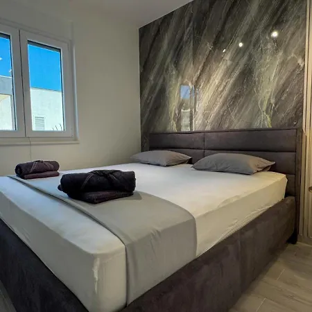 Bijelic Luxury With Jacuzzi Okrug Gornji