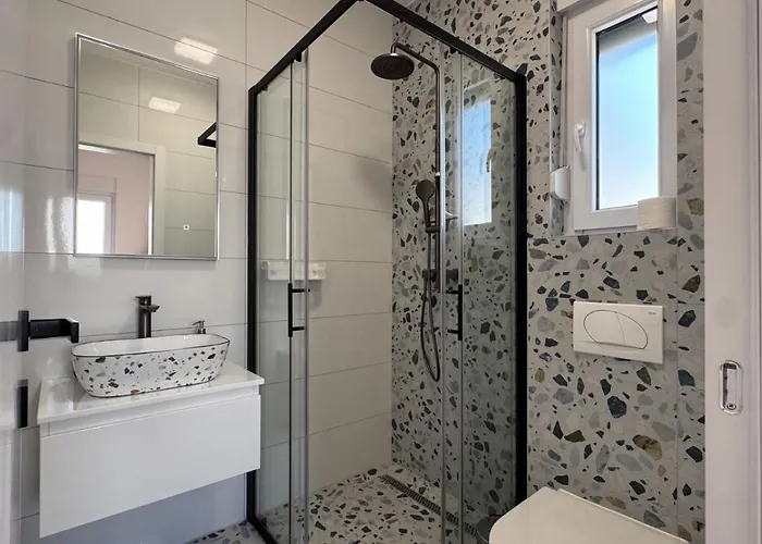 Bijelic Luxury With Jacuzzi Okrug Gornji